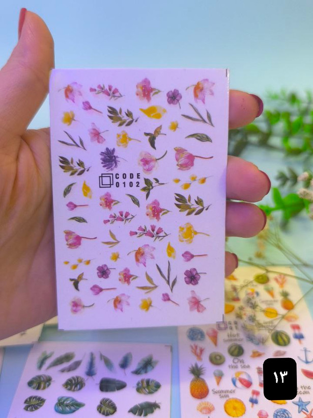 بهترین قیمت خرید استیکر ناخن گل و برگ زیبا