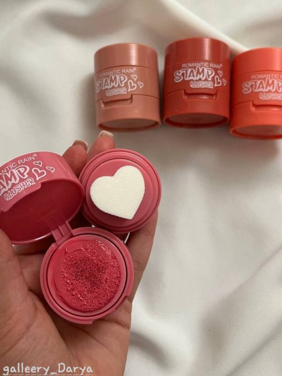 قیمت کوشن خیس گونه استمپی مدل قلبی با ماندگاری بالا