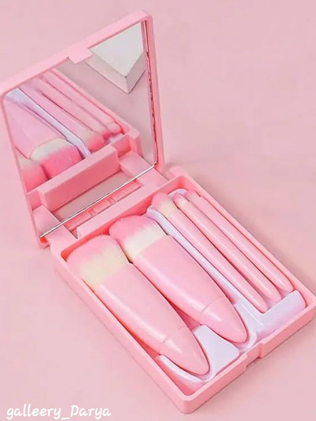 قیمت ست براش جعبه دار ۵ عددی مستطیلی رنگ صورتی برای سایه رژگونه کرم پودر پودر فیکس کانتور کانسیلر قابله استفاده است.