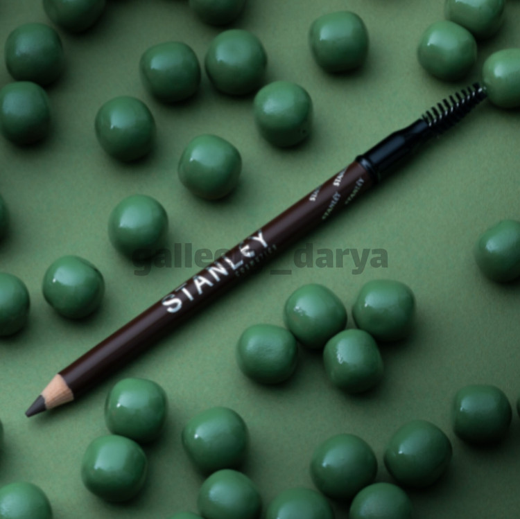 قیمت خرید اینترنتی مداد ابرو مشکی نیمه پودری ماندگاری 24 ساعته برند استنلس برس دار