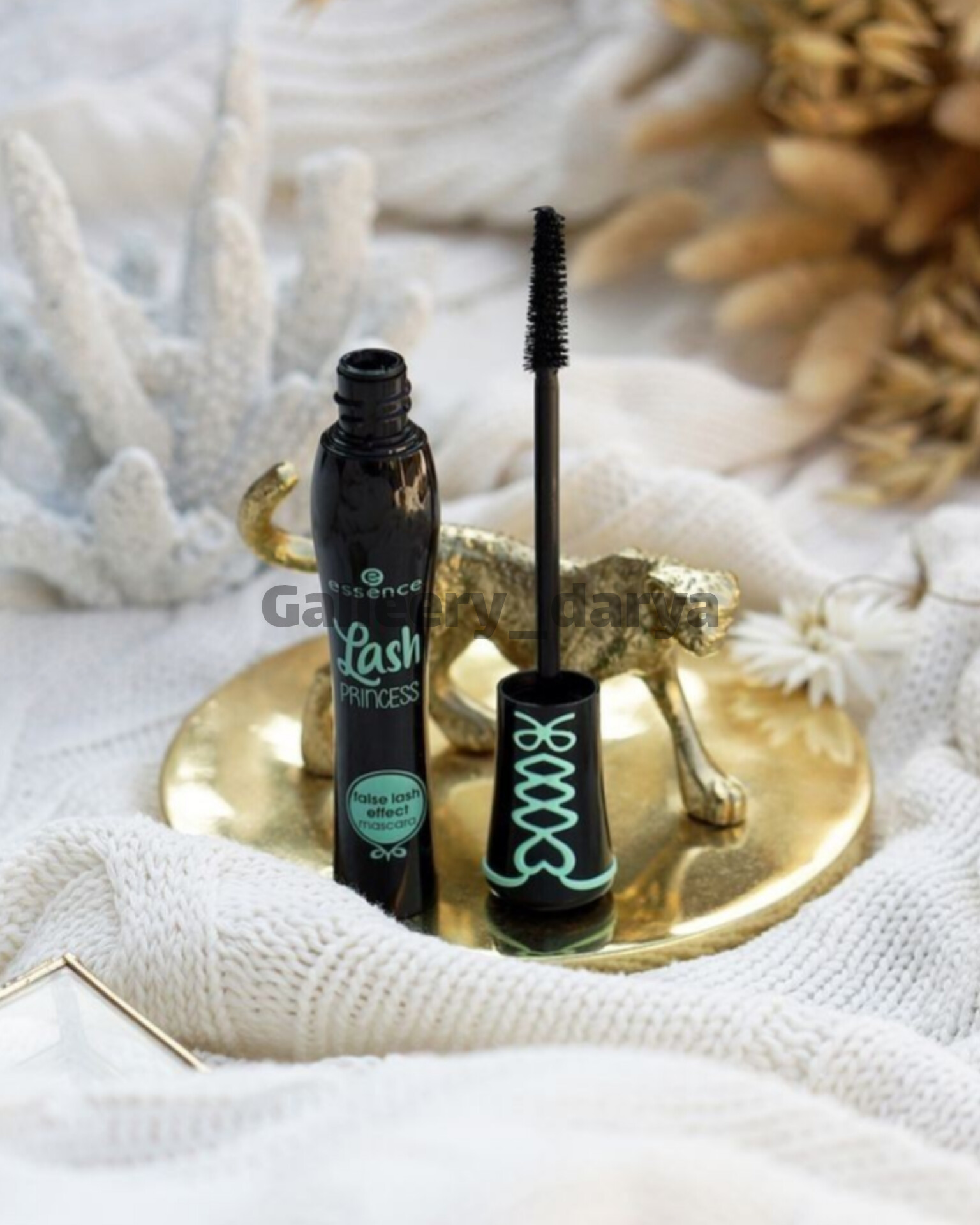 ریمل اسنس Essence مدل پرنسسی، بلند کننده قوی مژه