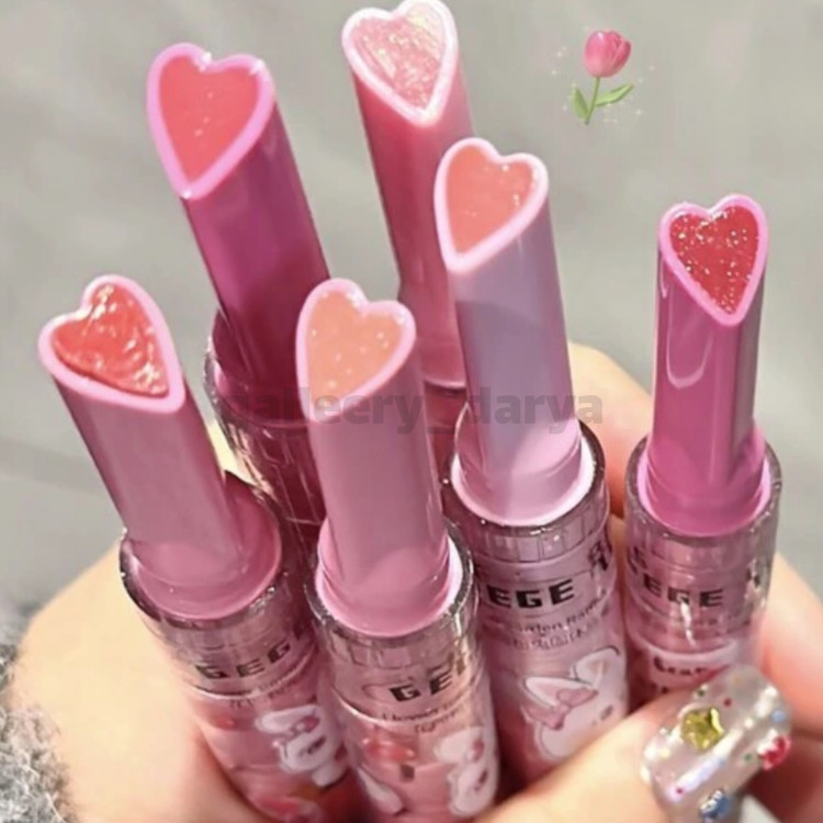 خرید اینترنتی لیپ پلامپر Gege Bear با بافتی نرم و سبک. جلوهای ملایم و دخترونه در سایت گالری دریا